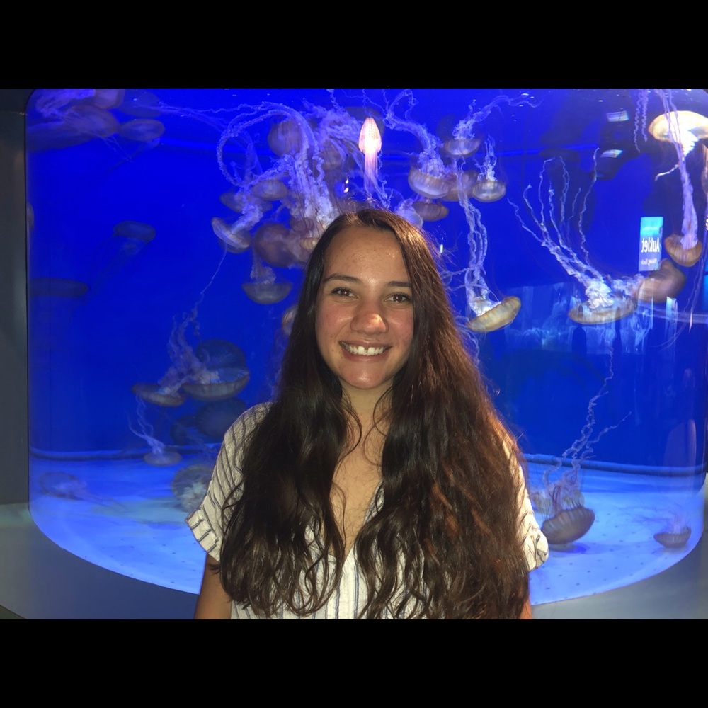 Meet your Posher, Michaela